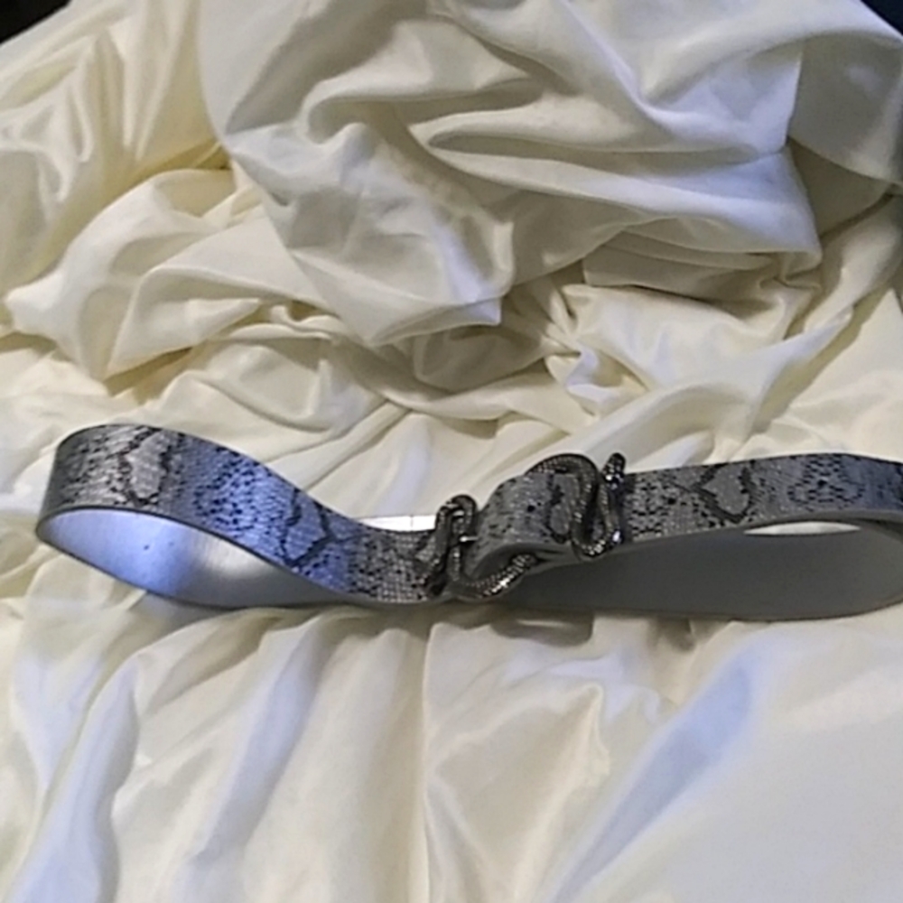 Snake print belt with snake emblem size 40 waist /100cm